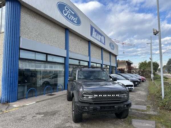 FORD BRONCO 2.7 V6 ECOBOOST BADLANDS / OUTER BANKS